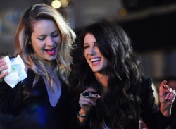 Shenae Grimes シェネイ・グライムス