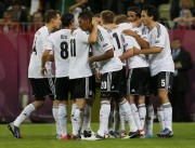 Германия -Греция - на чемпионате по футболу, Евро 2012, 22 июня 2012 (123xHQ) Eda41b201614300