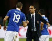 Испания - Италия - Финальный матс на чемпионате Евро 2012, 1 июля 2012 (322xHQ) 8e969b201630083
